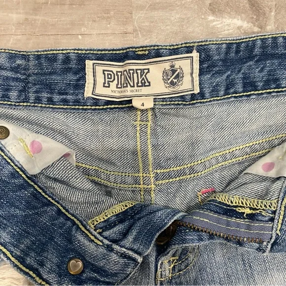 PINK Victoria’s Secret Denim Distressed Shorts Size 4 - Picture 4 of 4